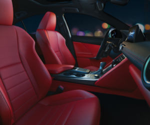 2021 Lexus IS