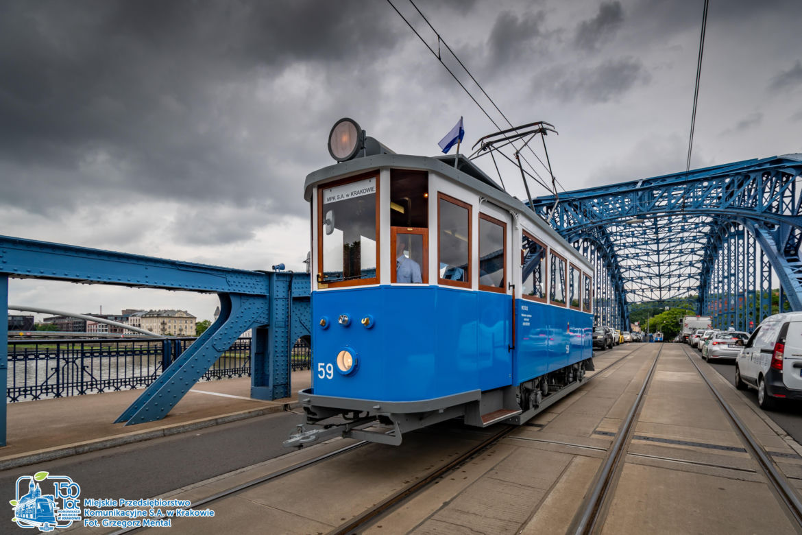 Kraków. Zabytkowy tramwaj wyjedzie na ulice miasta. Jego wagon pełnił nietypową funkcję
