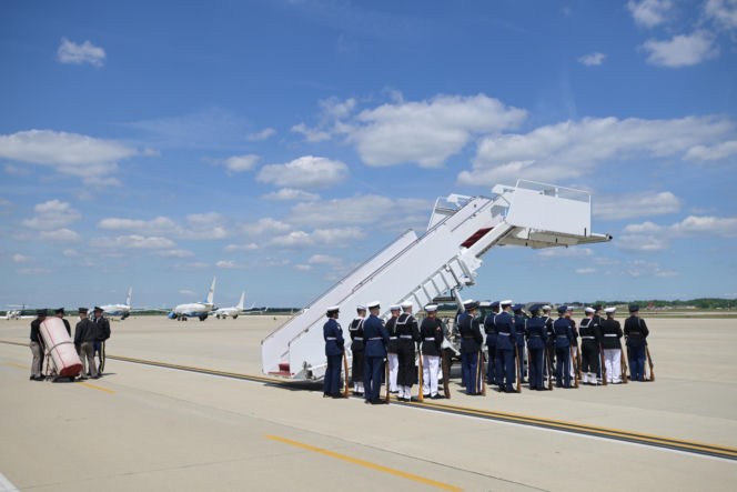 Król Karol III wylądował w USA! Historyczna wizyta monarchy rozpoczęta