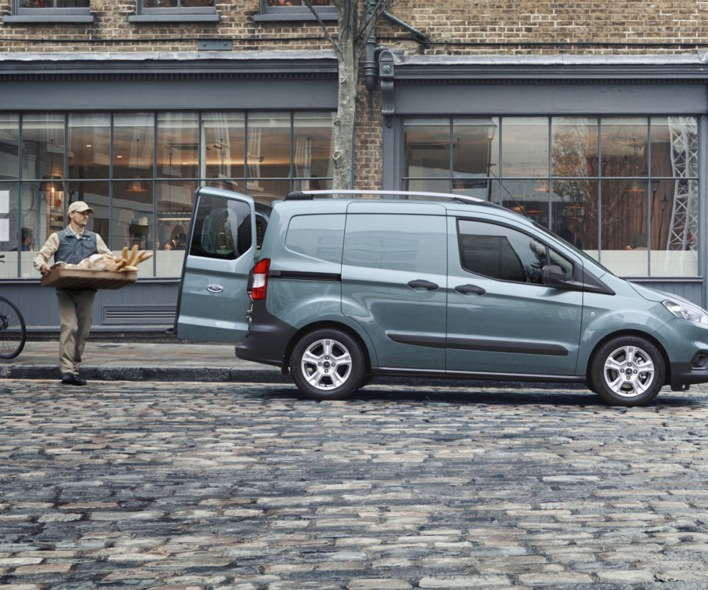 Ford Transit Courier lifting 2018