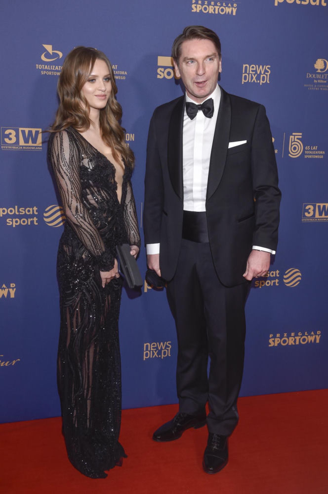 Kamil Grabara spotykał się z Polą Lis. Kim jest jego nowa ukochana?