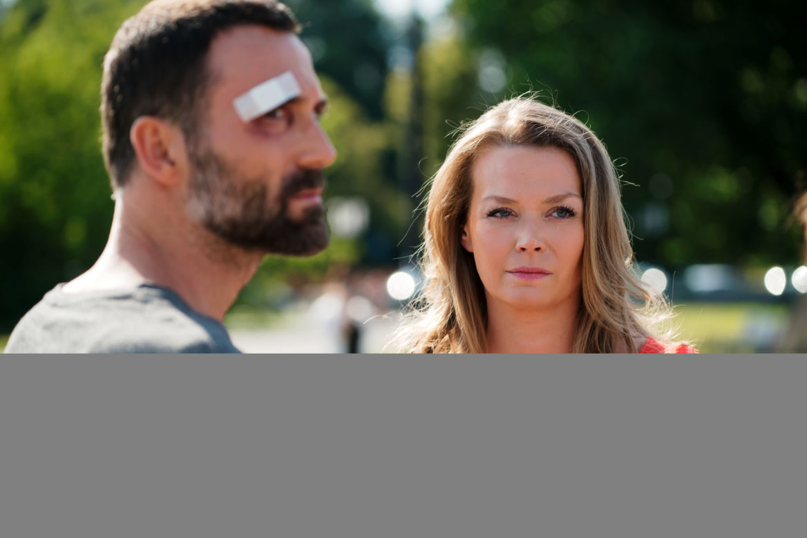 Druga szansa odc 6 Kinga Kryńska (Tamara Arciuch) Marcin Kryński (Bartłomiej Świderski)