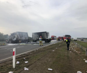 Wypadek wojskowej ciężarówki na S8 pod Kępnem