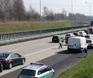 Próbował wywieźć z Polski kilkadziesiąt tysięcy rękawiczek
