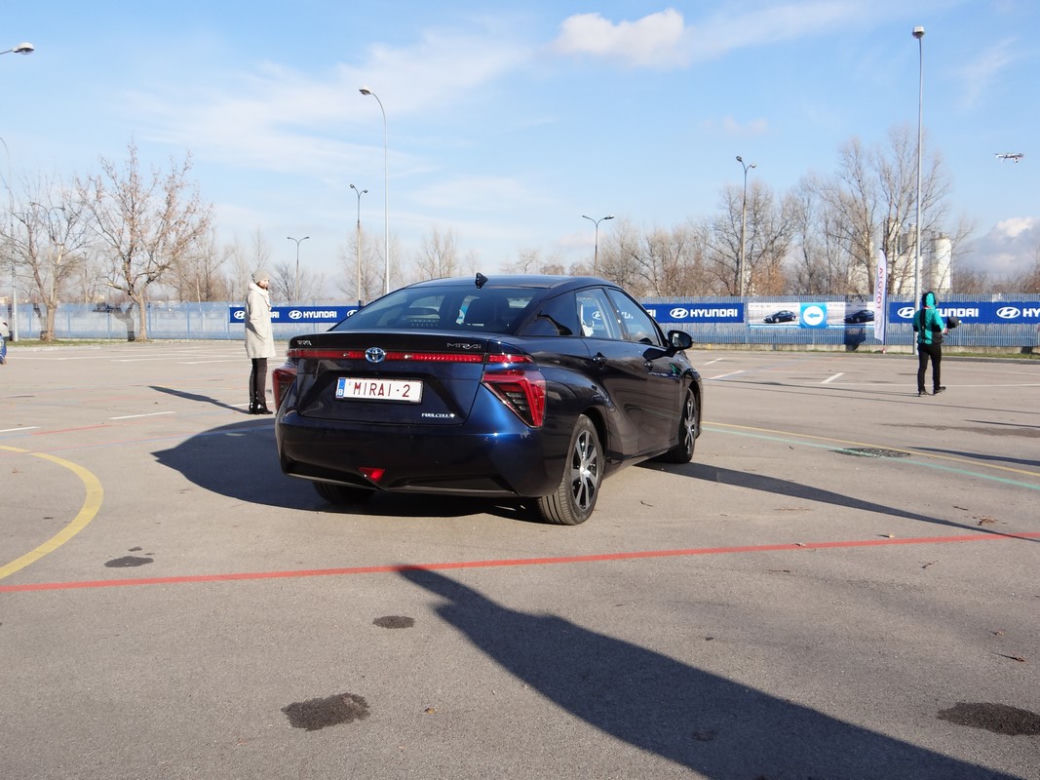 Toyota Mirai 2015