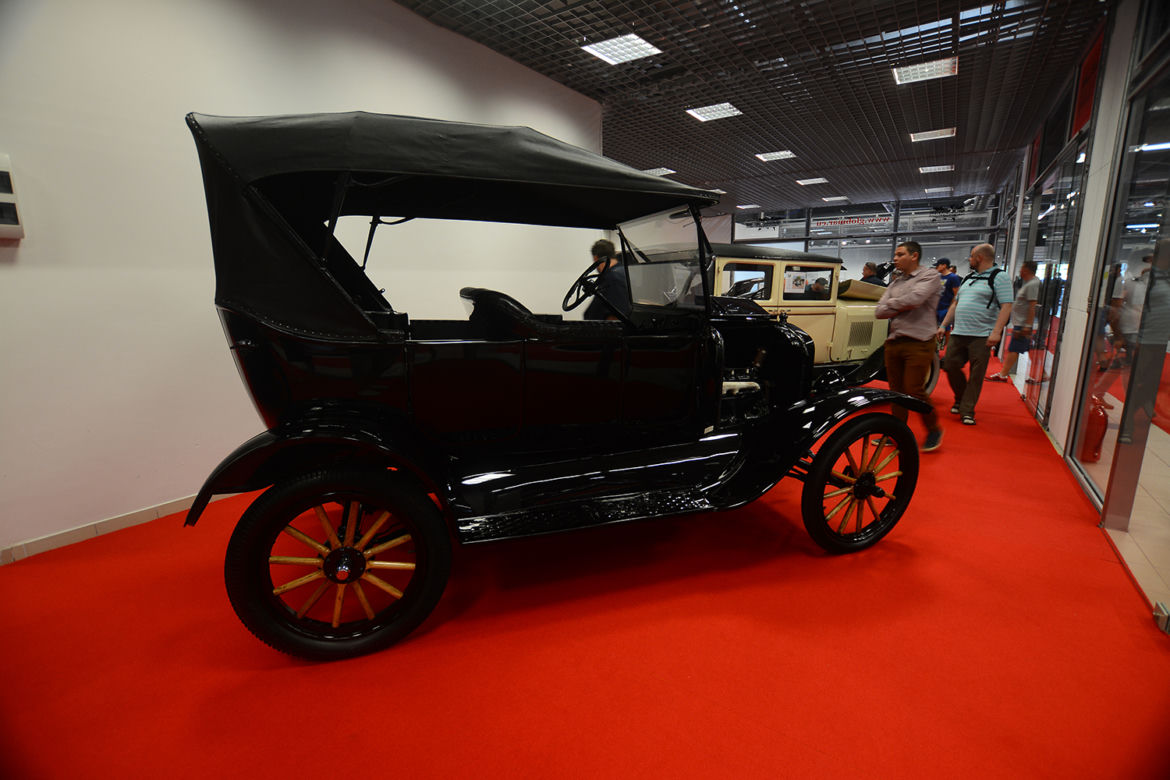 Oldtimer Show 2018 w Ptak Warsaw Expo