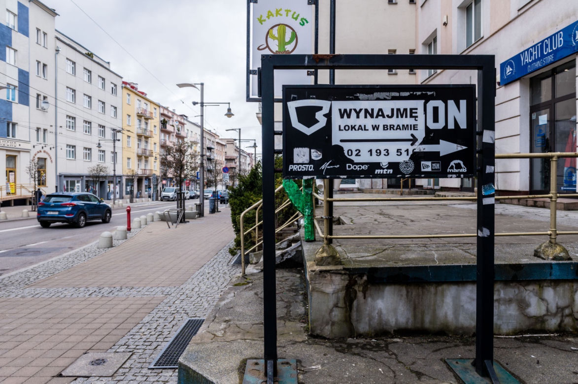 Koronawirus w Trójmieście. Przedsiębiorcy likwidują sklepy by uratować pracowników [ZDJĘCIA]