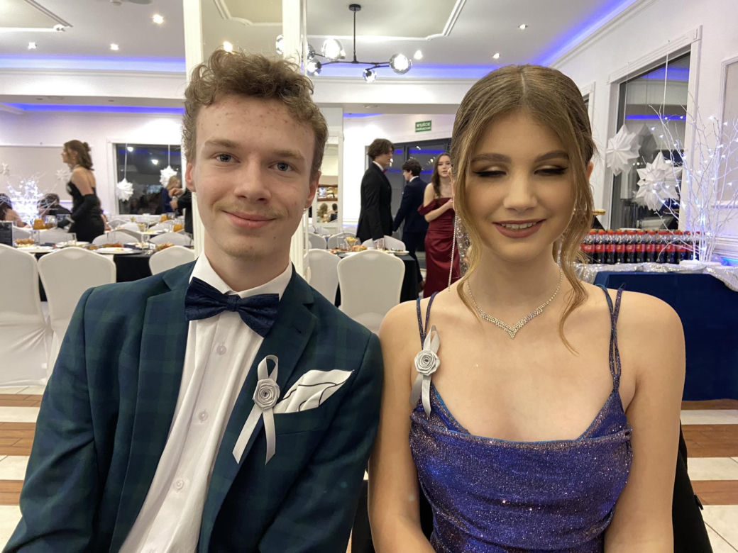 Bal studniówkowy 2024 II Liceum Ogólnokształcącego w Starachowicach