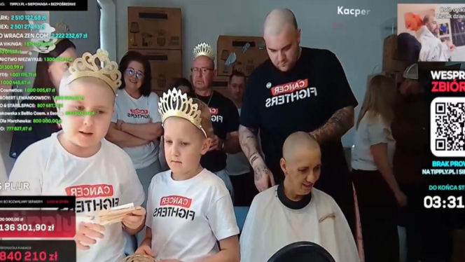 Bedoes ogolił swoją mamę na streamie Łatwoganga