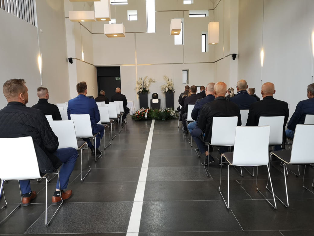 Pogrzeb Piotra J. zadźganego przez ukochaną na weselu w Markach