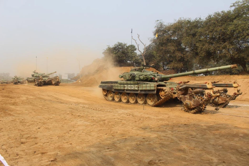 Nowe życie starych czołgów. Indyjska armia stawia na bezzałogowe T-72 w wojnie przyszłości