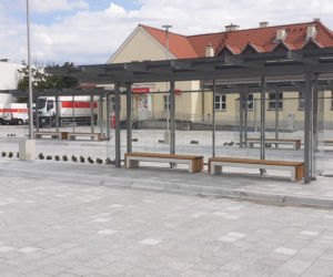 Ostatnie szlify i poprawki przed dworcem PKP - Iława Główna