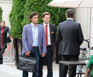 Hotel 52 sezon 7 odc. 85. Igor (Kamil Kula), Kubacki (Piotr Jankowski)