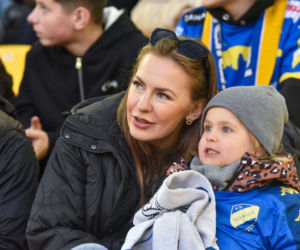 PRES Grupa Dewloperska Toruń - Abramczyk Polonia Bydgoszcz, zdjęcia kibiców i zawodników z pożegnania Adriana Miedzińskiego