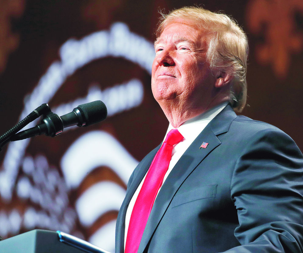 Trump zabrał samolot opozycji