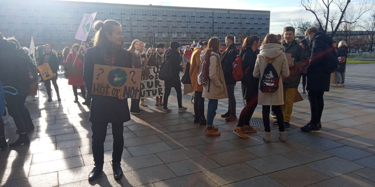 Wielki protest w Krakowie. Strajkowali w obronie klimatu 
