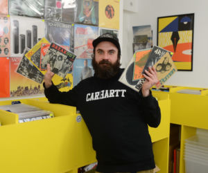 Jacek Maciej Kopeć, właściciel sklepu Winyl Market Records & Goodies w Warszawie