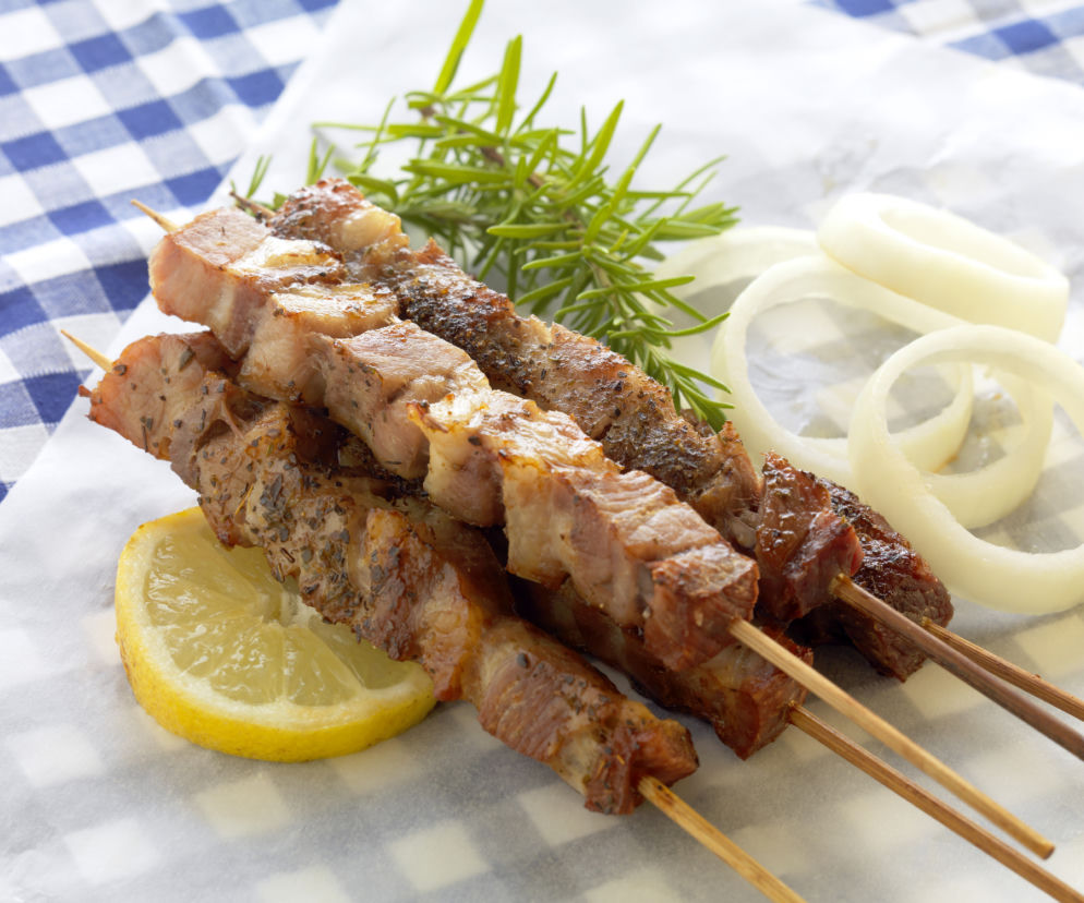Souvlaki, suwlaki: greckie szaszłyki z jagnięciny [sprawdzony przepis]