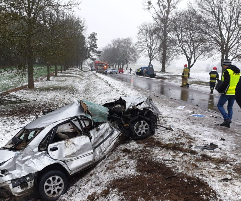 Podlaskie. Czołowe zderzenie na DK 65. Dwie osoby w szpitalu