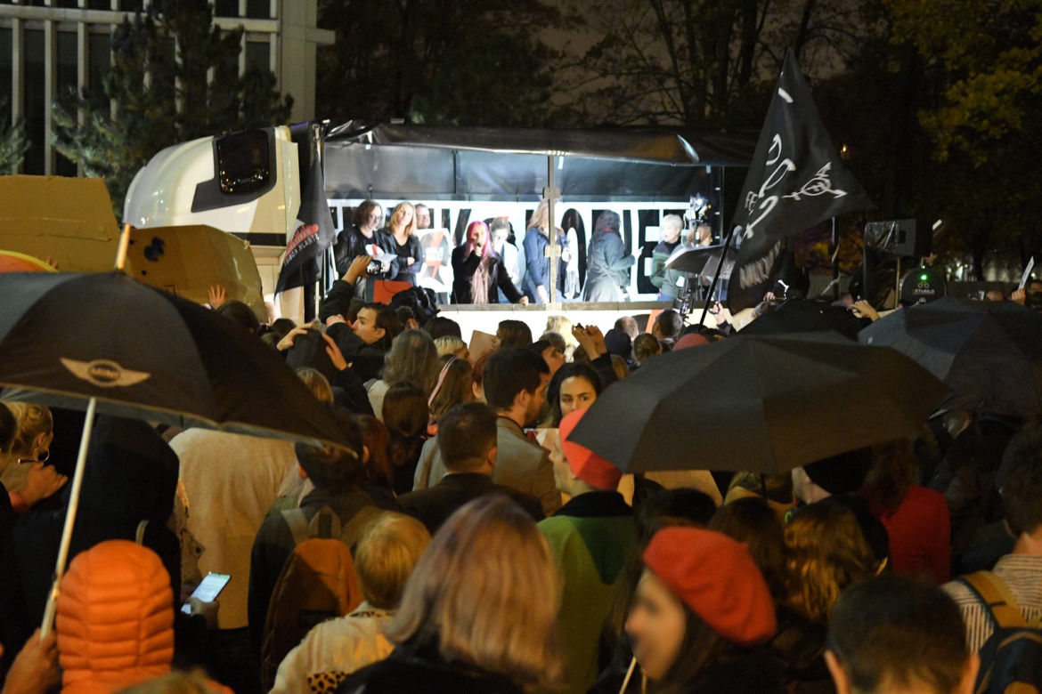 Manifestacja pod Sejmem - NIE dla zakazu edukacji seksualnej