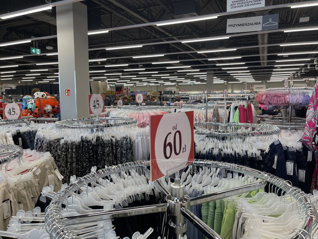 Otwarcie pierwszego w Polsce sklepu Woolworth w centrum handlowym Atut w Krakowie