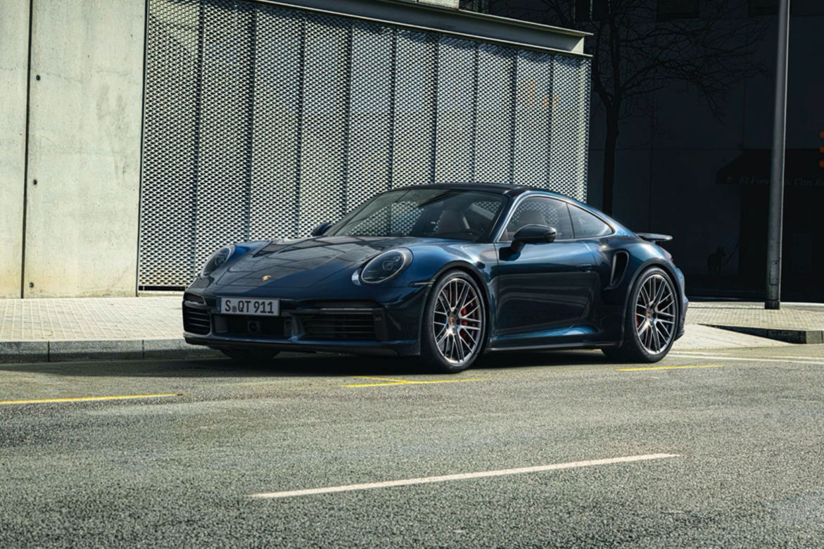 (2021) Porsche 911 Turbo
