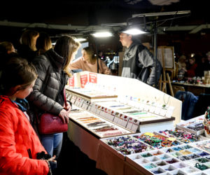 Giełda minerałów w Spodku przyciągnęła tłumy! GeoExpo ekspozycję wspaniałych cudeniek