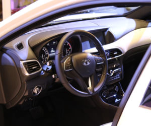 Infiniti Q30