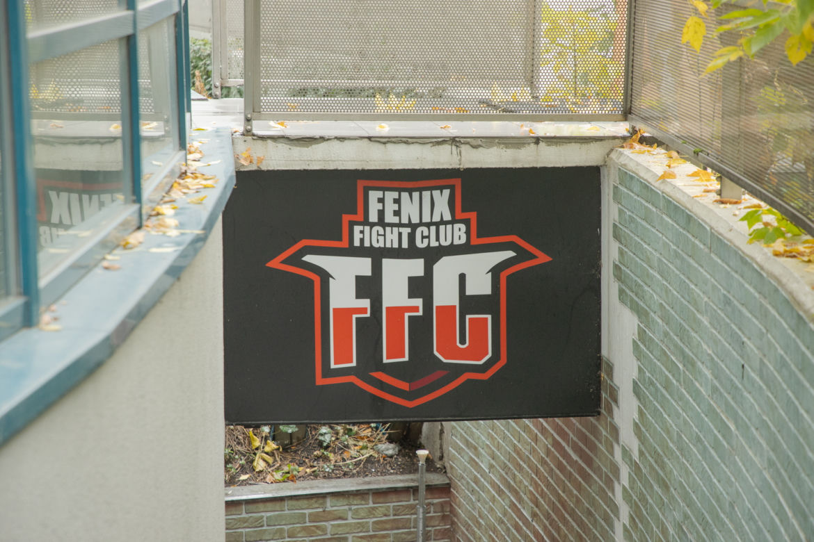 Bokser wygrał z biurokracją! Klub Fenix zostaje na Pradze
