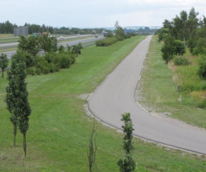 Wzdłuż autostrad - na drogach technicznych