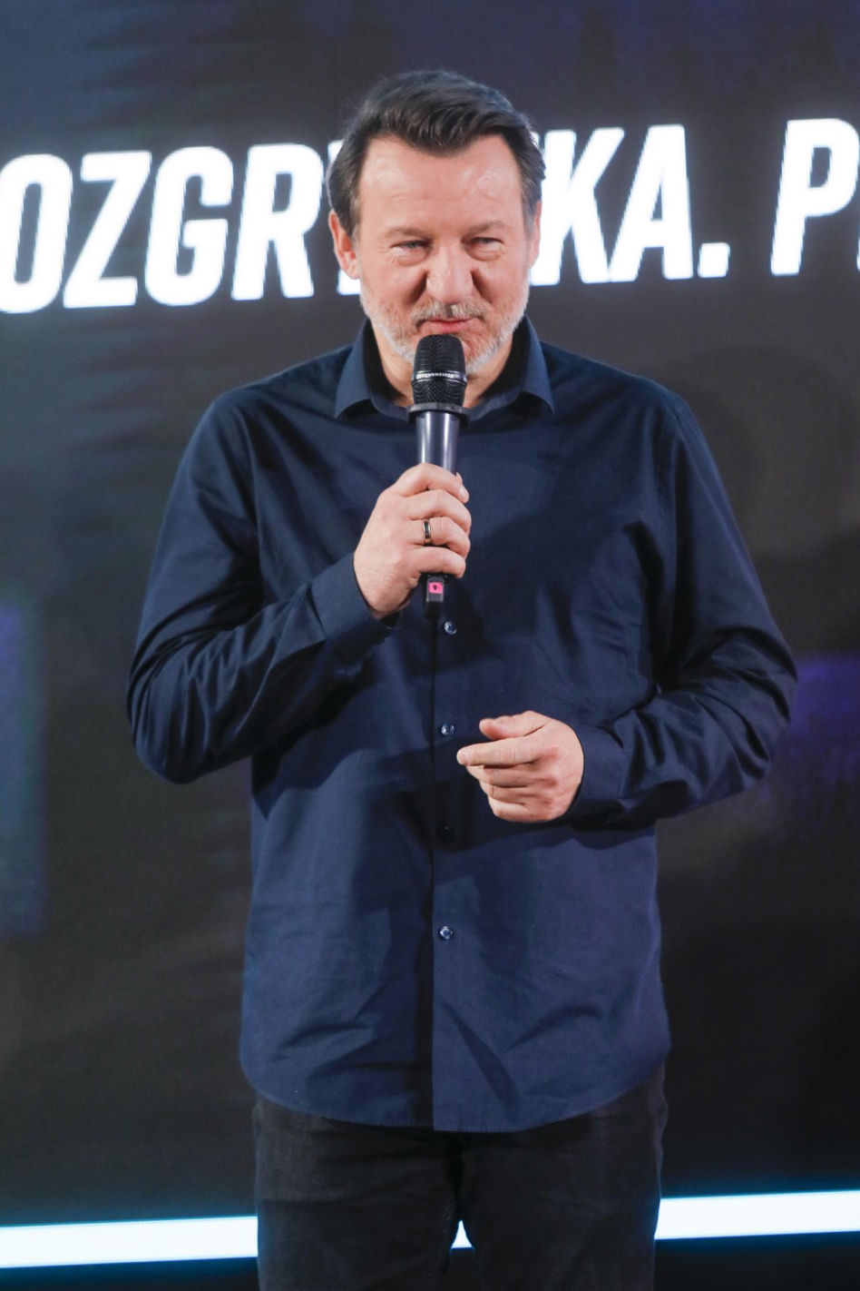 Robert Więckiewicz zaczynał w technikum budowlanym. Tak wyglądała jego niezwykła metamorfoza