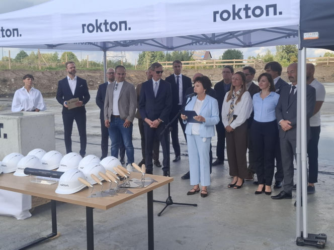 Budowa salonu Lexusa