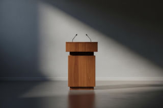 Robert Bąkiewicz z zarzutami. Co mu grozi za szokujące słowa?