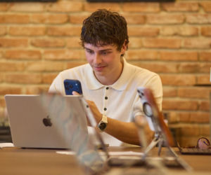 Apple Summer Camp