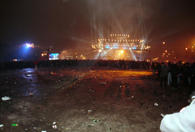 Sylwester w Warszawie sprzed lat. Tak stolica witała dawniej Nowy Rok