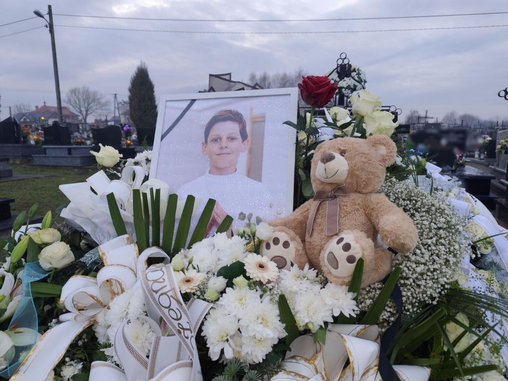 Tak wygląda grób 11-letniego Nikodema Mareckiego dwa dni po pogrzebie