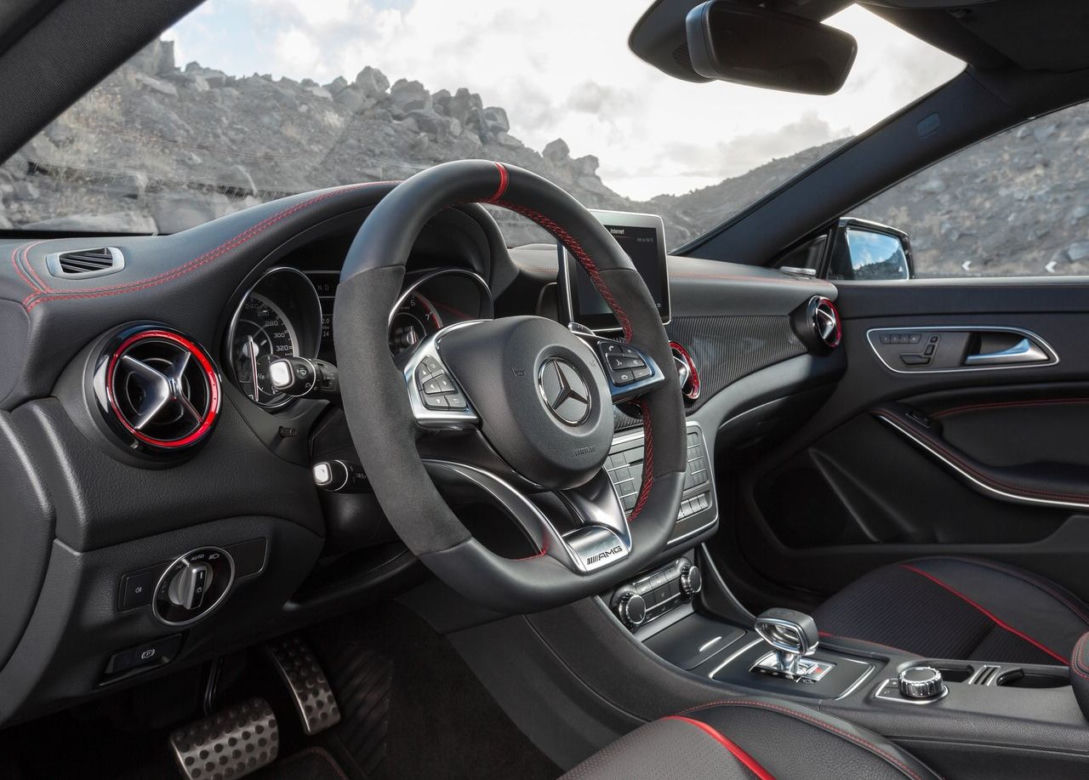 Mercedes CLA 45 AMG Shooting Brake