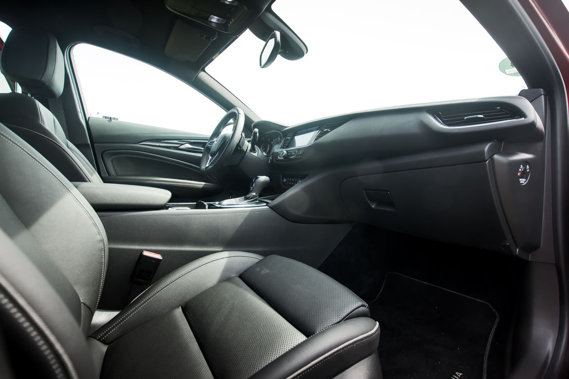 Opel Insignia Sports Tourer OPC Line 2.0 Turbo 260 KM AWD AT