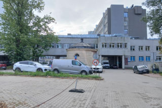 Zabytkowa rotunda na terenie szpitala MSWiA w Warszawie