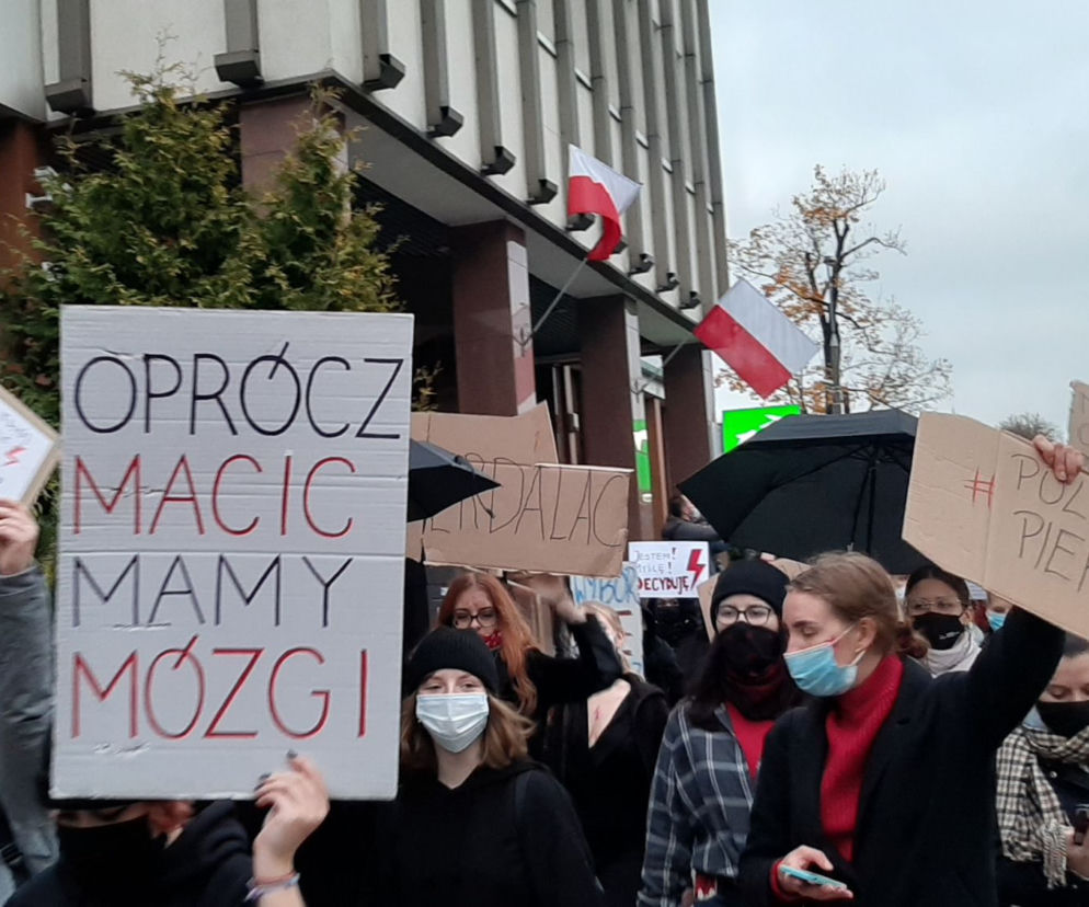 Protest kobiet - blokada ulic w Olsztynie