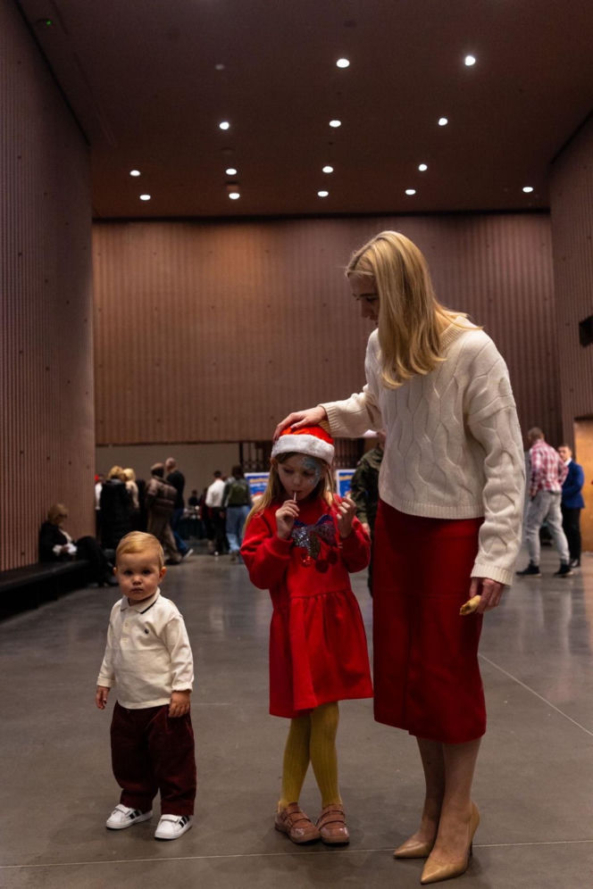 Urocze mikołajki Kosiniaka-Kamysza z żoną i dziećmi