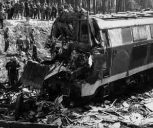 Katastrofa kolejowa w Otłoczynie. Koło Torunia zginęło 67 osób - archiwalne zdjęcia