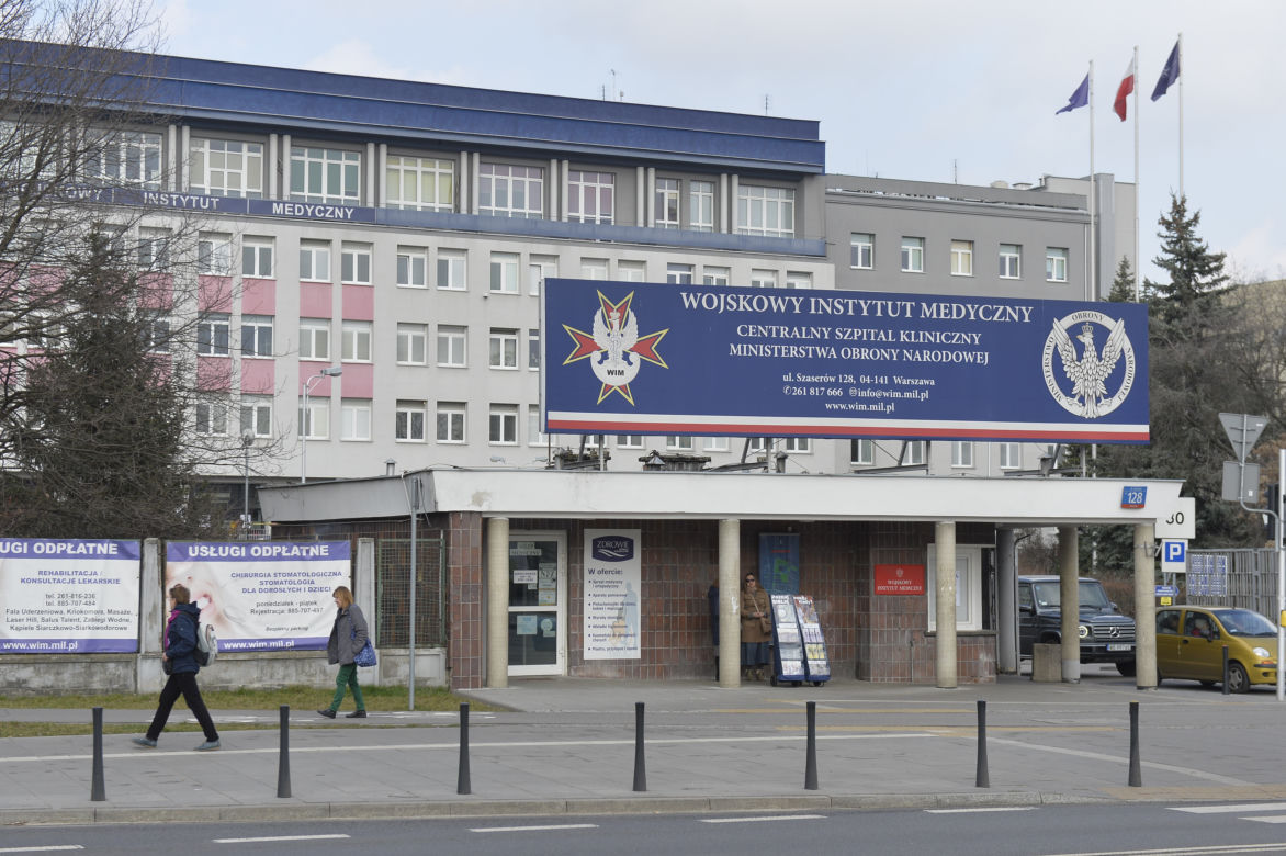 Awantura o zmarłych w Warszawie