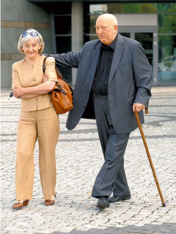 Oleksy przestaje chodzić?