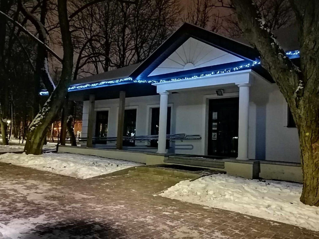 W siedleckim parku miejskim można spotkać m.in. podświetloną postać Księżnej Aleksandry Ogińskiej
