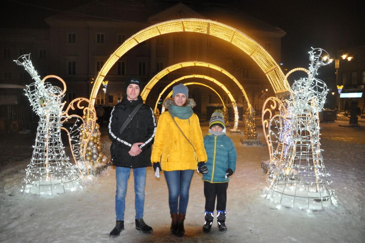 Świąteczne iluminacje i choinki w centrum Kielc
