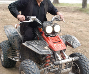 Karol Strasburger ćwiczy