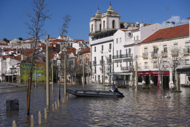 Zalana Portugalia wybrała prezydenta! Wybory mimo katalizmu