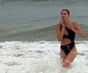 Natalia Bukowiecka i spółka w wodzie