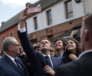 Tak zmieniał się Emmanuel Macron przez lata